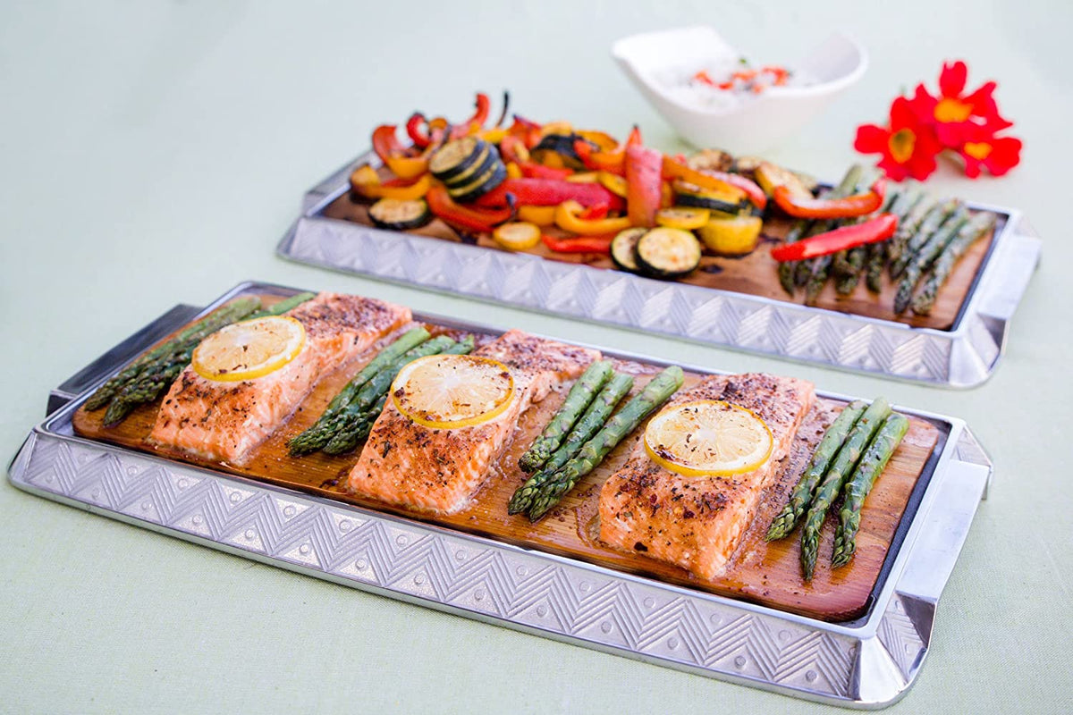 Cedar Grilling Planks 7 x 16” (10-pack) & Aluminum Serving Platter
